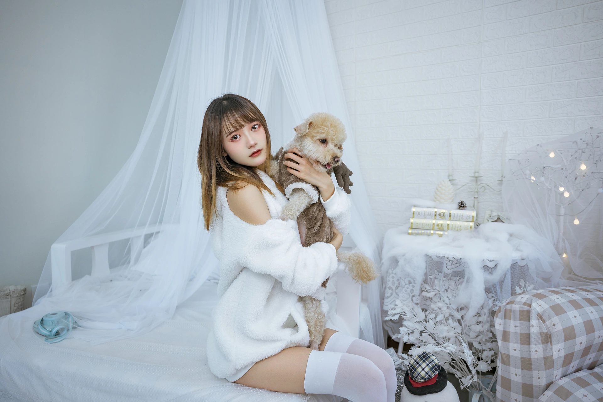 兔子Zzz不吃胡萝卜 - NO.112 温馨少女与宠物们 1