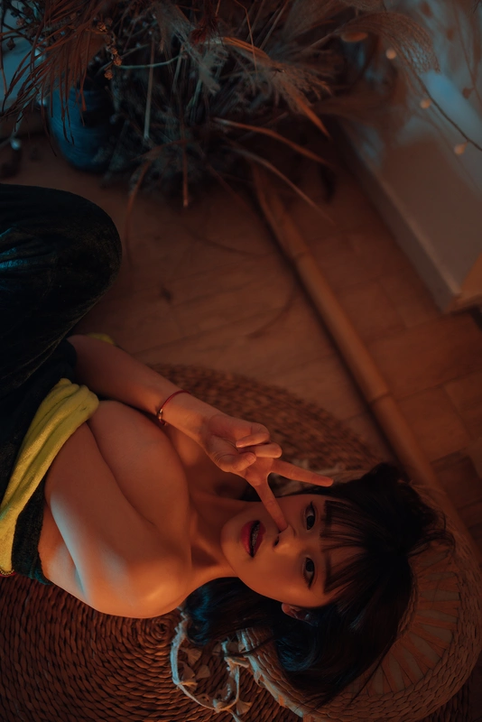 哥斯拉 - 奈汐酱nice